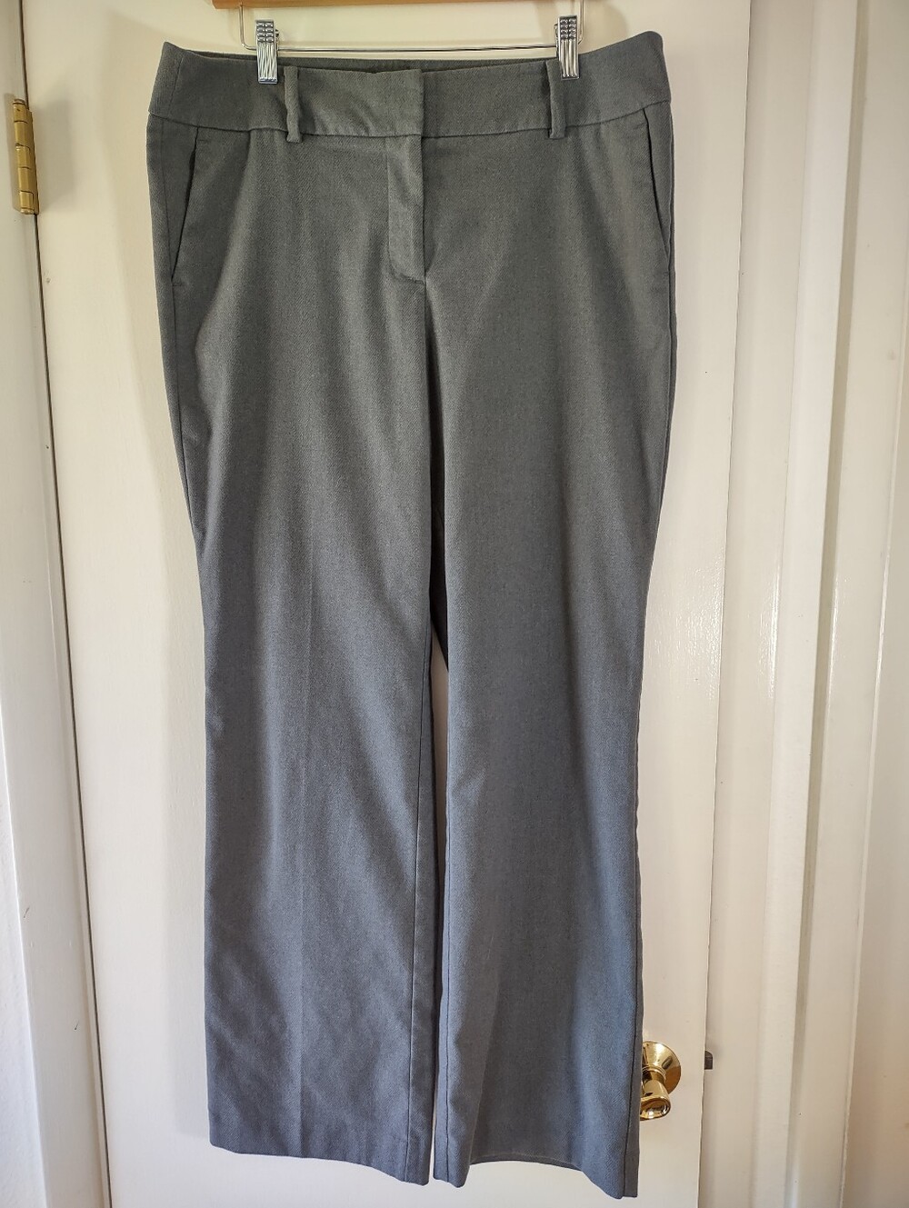 LOFT Women’s Gray Dress Pants Size 12 Straight Leg Trouser Work Pants Stretch